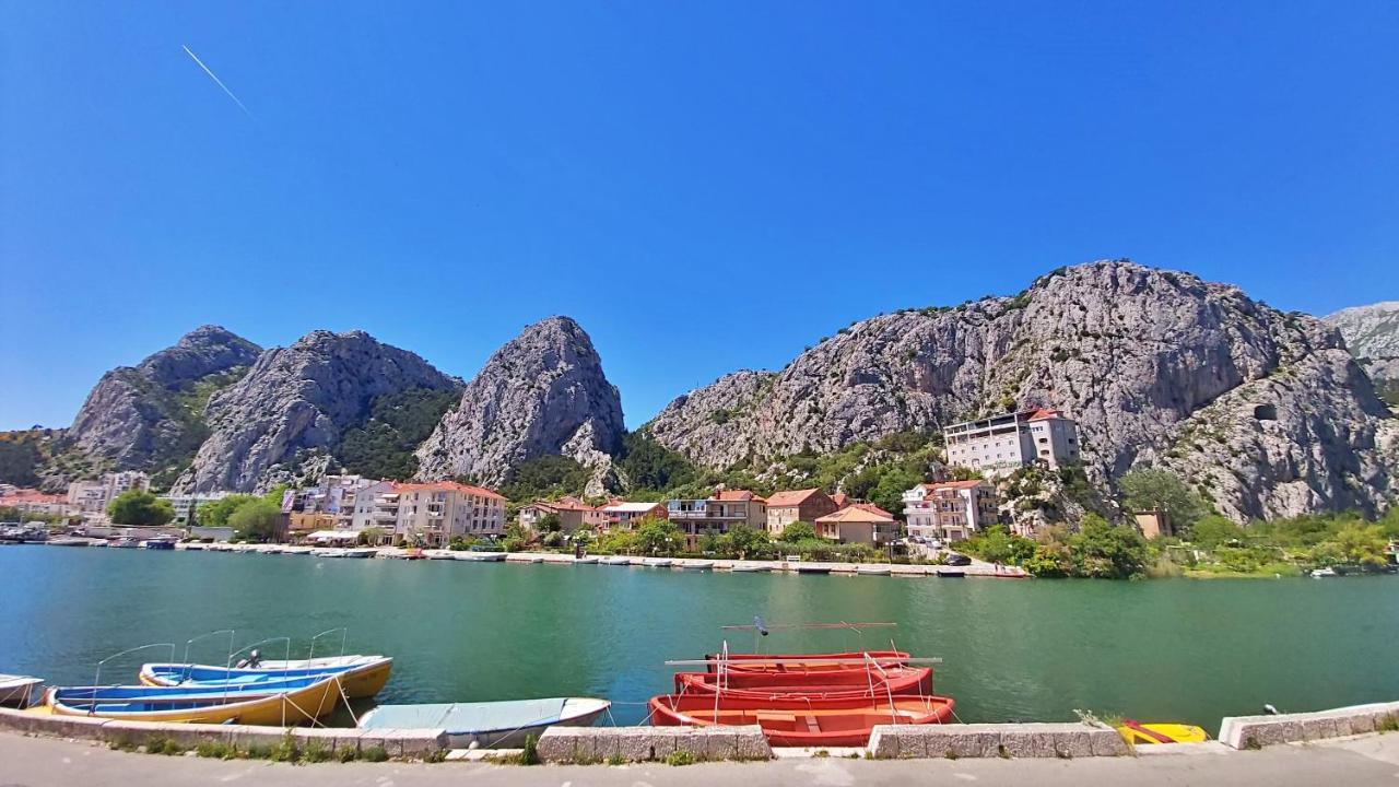 Apartment Mandic Omiš Kültér fotó