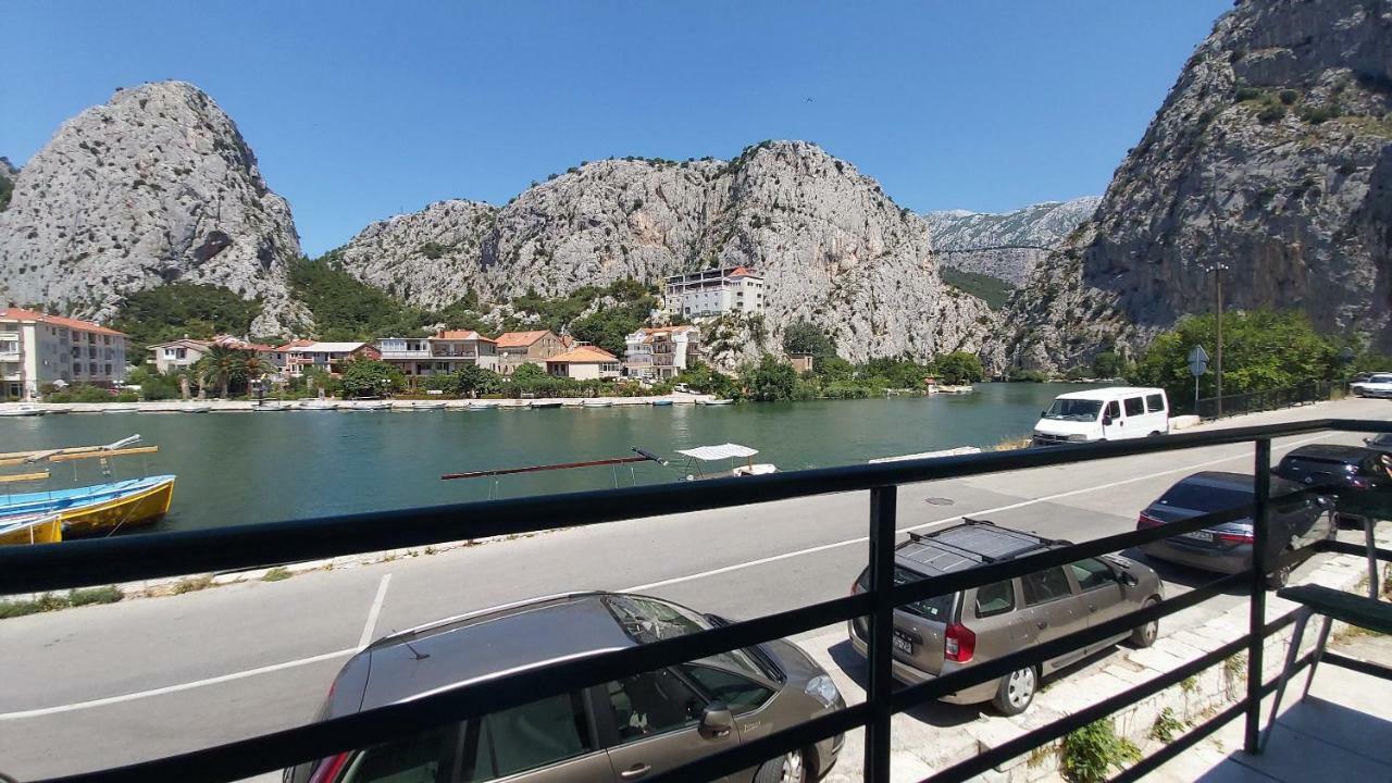 Apartment Mandic Omiš Kültér fotó