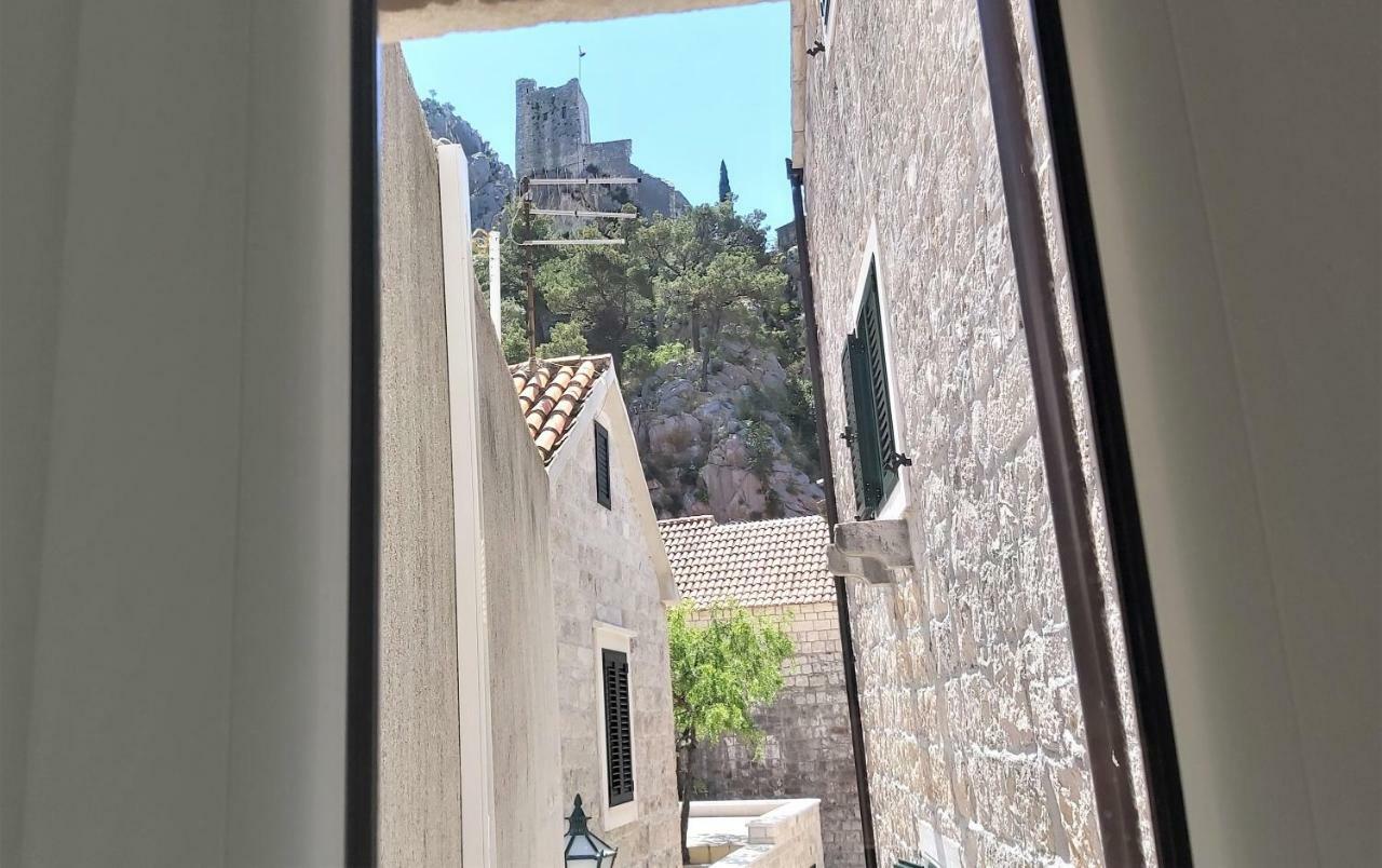 Apartment Mandic Omiš Kültér fotó