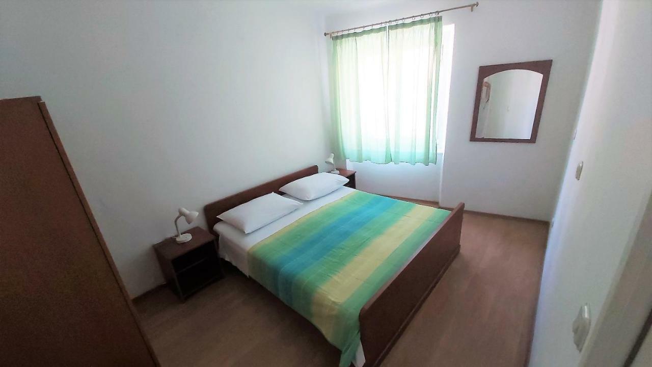 Apartment Mandic Omiš Kültér fotó