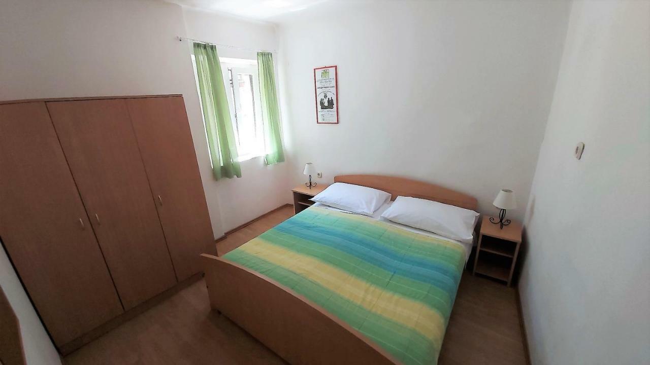 Apartment Mandic Omiš Kültér fotó